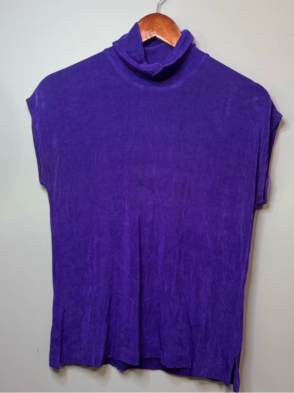 Chico's Travelers Purple Mock Neck Top Sleeveless Size 1 (Medium) Made in USA - Picture 2 of 10